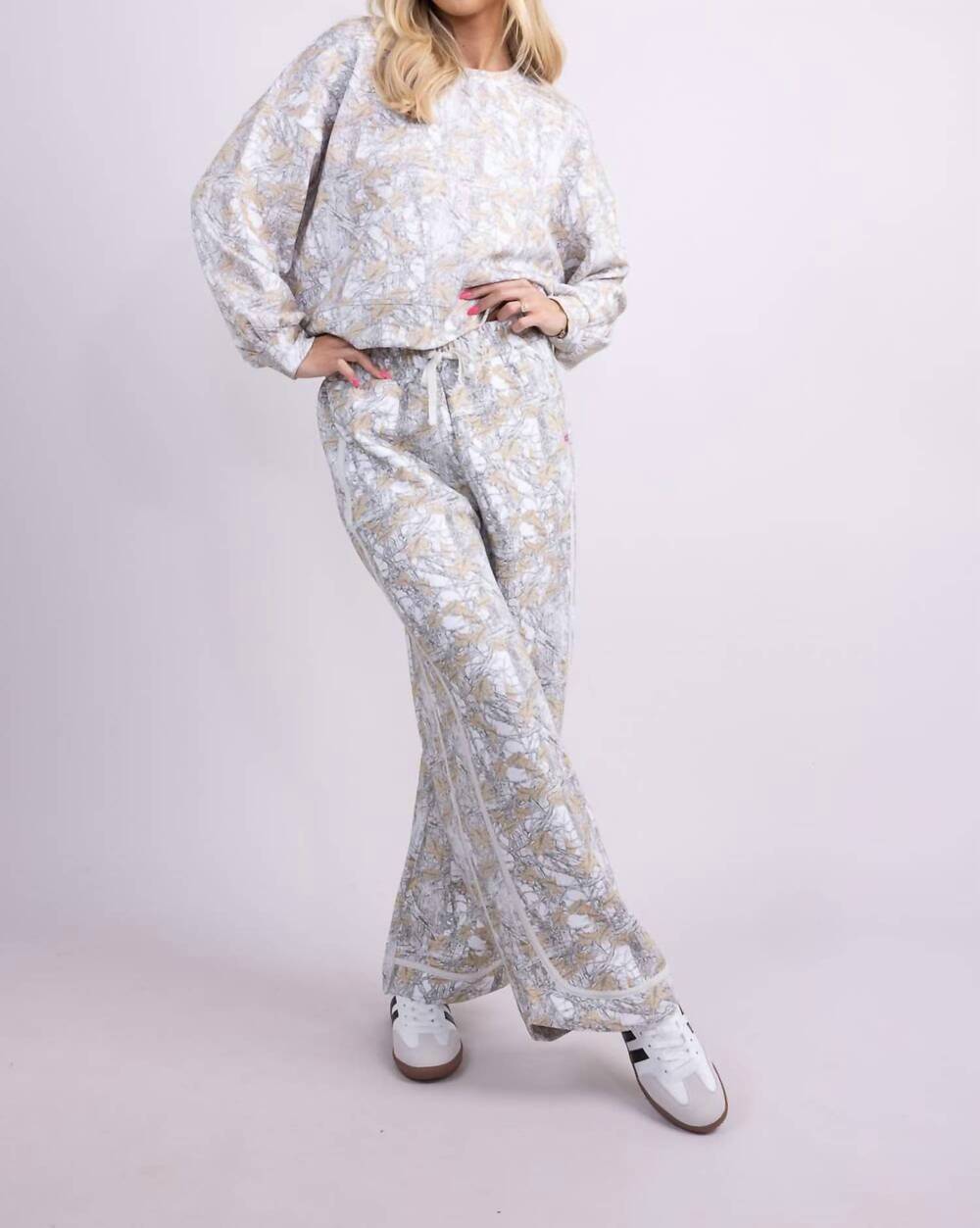NEW SIMPLY SOUTHERN polo button pullover and pants set in white camo